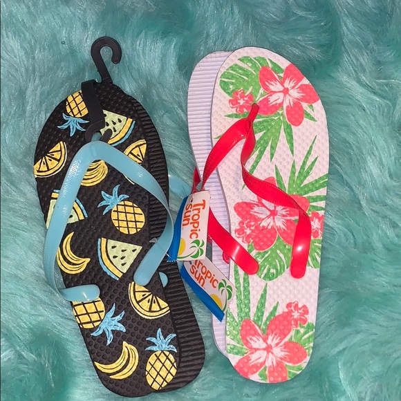Cute Printed Flip Flops - Picture 1 of 3